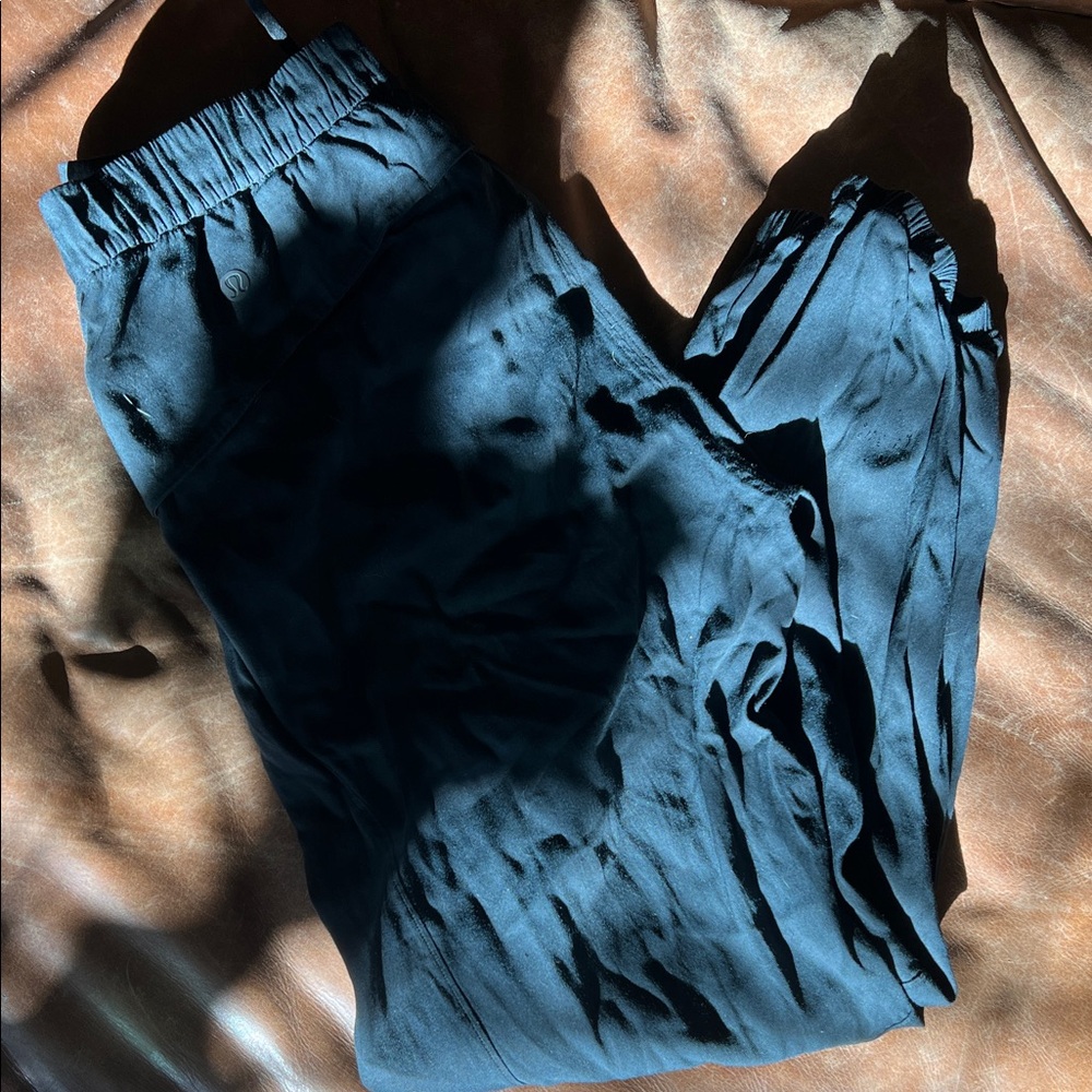 Lululemon joggers